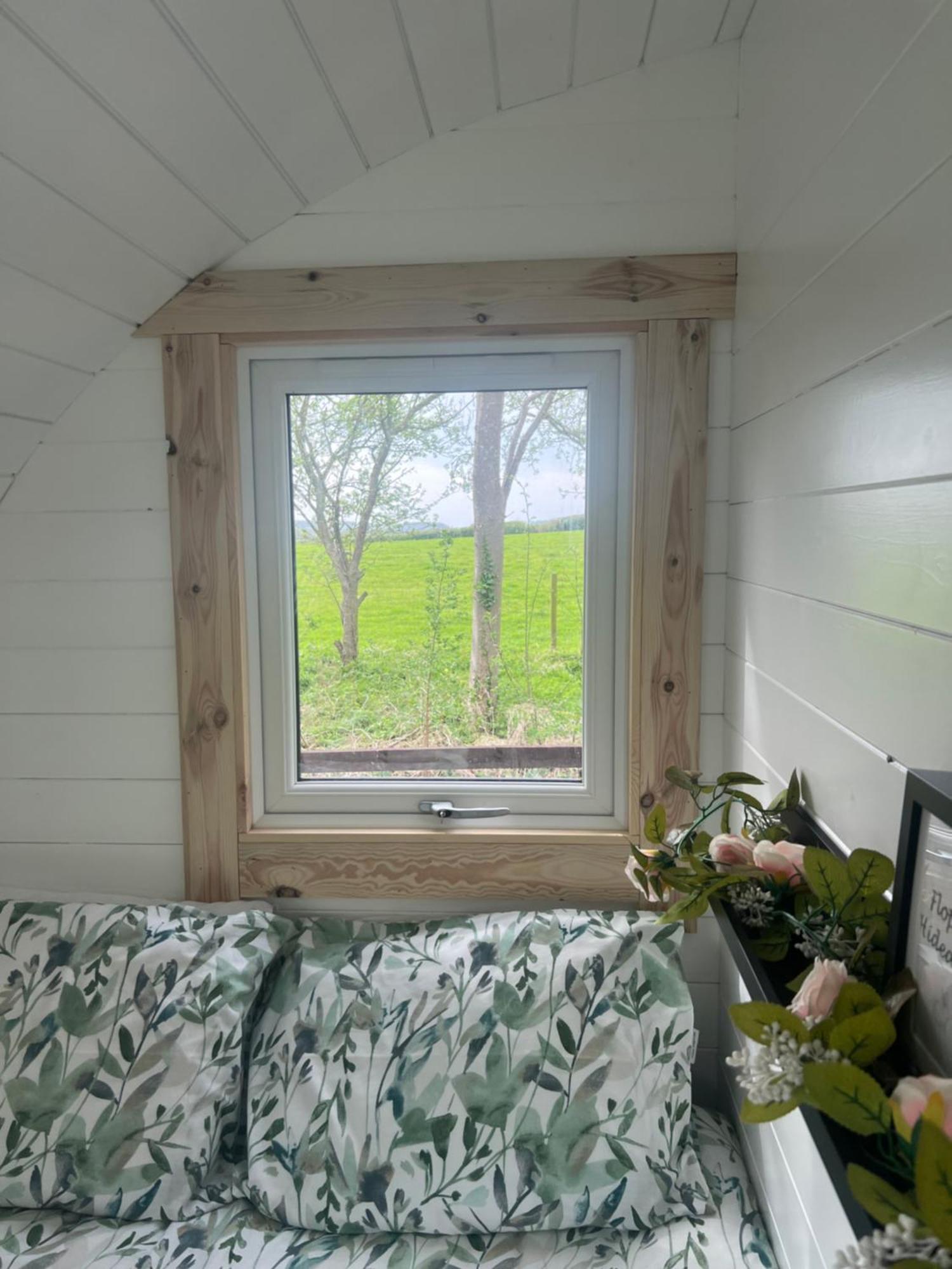 فندق Little Bunny Retreat Bradmore  المظهر الخارجي الصورة