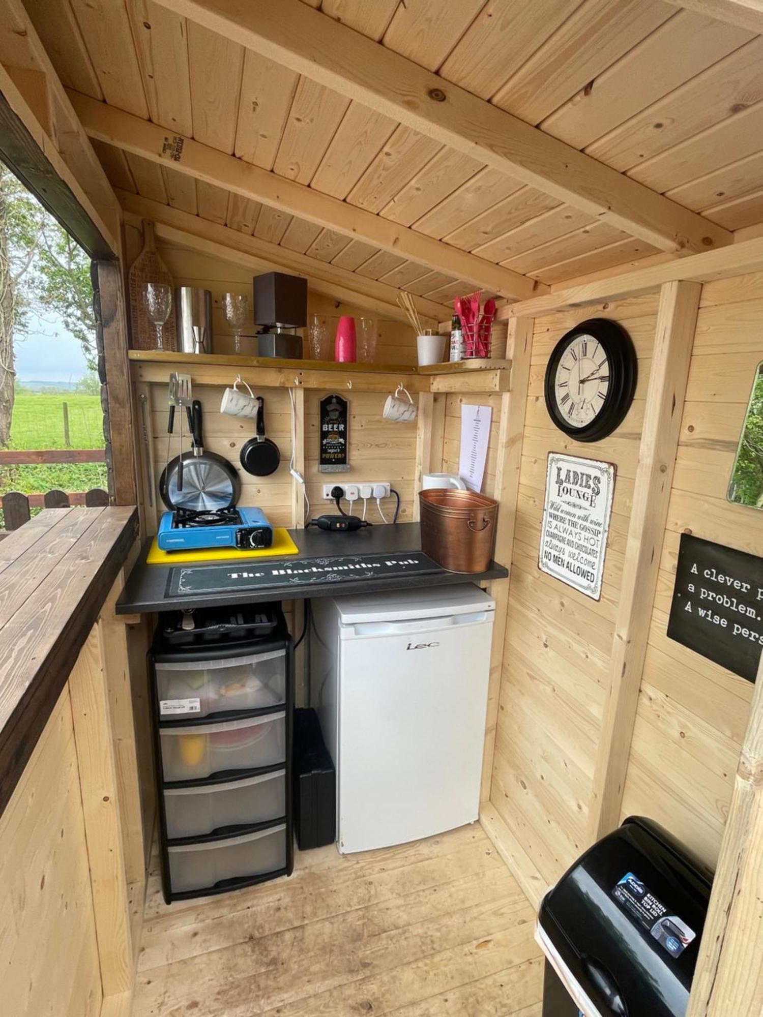 فندق Little Bunny Retreat Bradmore  المظهر الخارجي الصورة